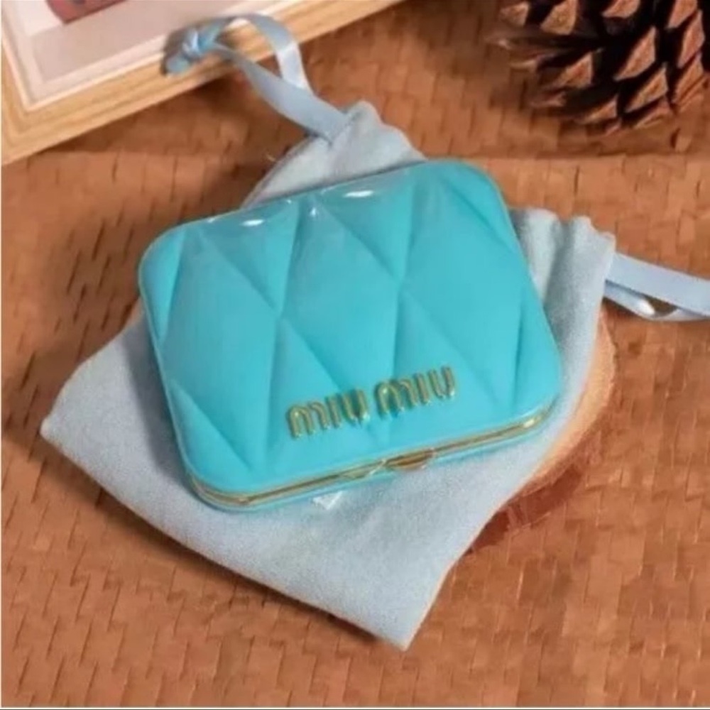 Miu Miu Blue Quilted Women's Compact NIB - Picture 8 of 12